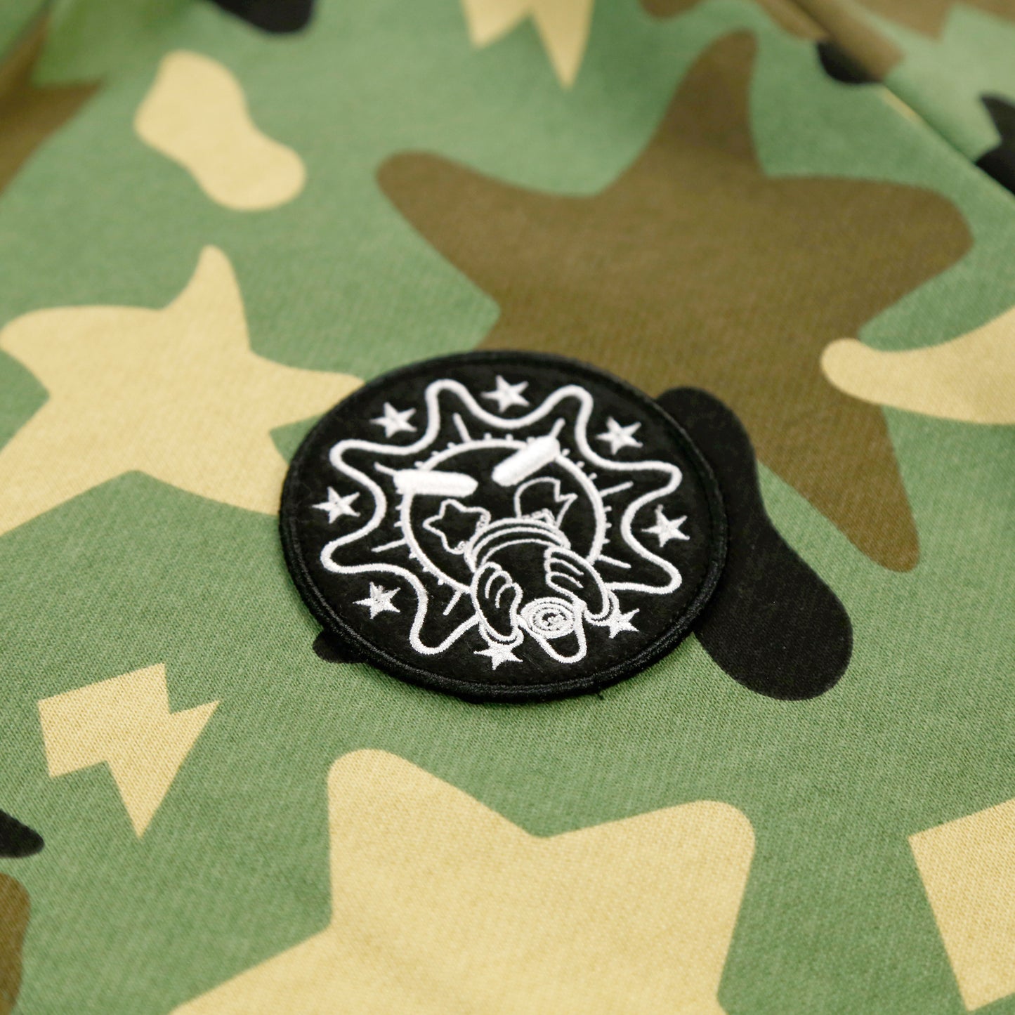 Glo Man Zip Star Bolt Hoodie (Green Camo)